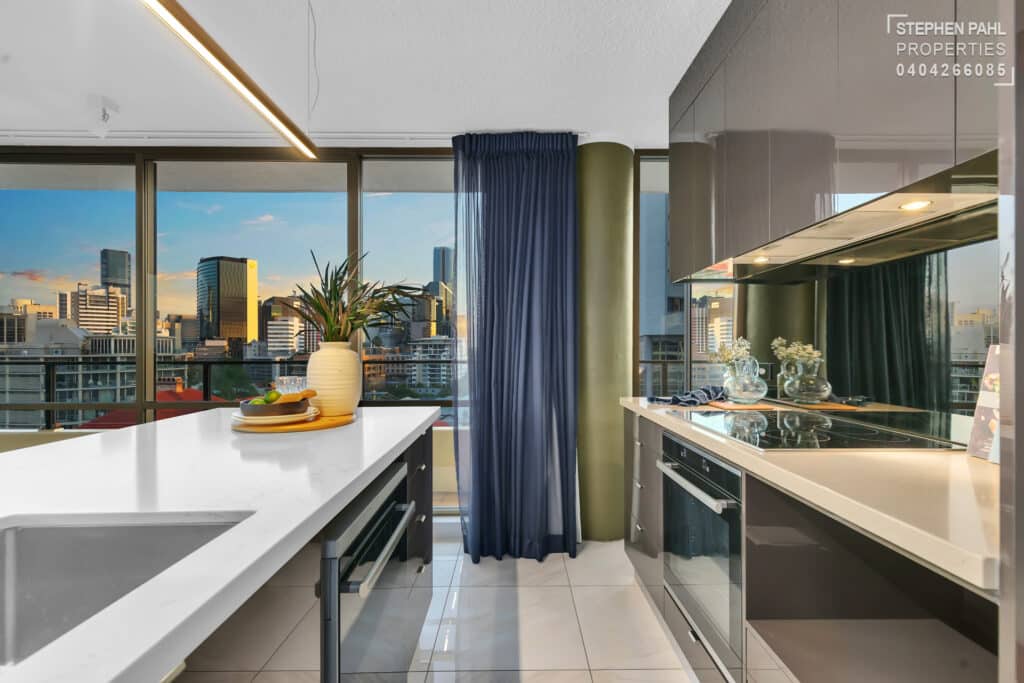 405/32 Leichhardt Street, SPRING HILL  QLD  4000